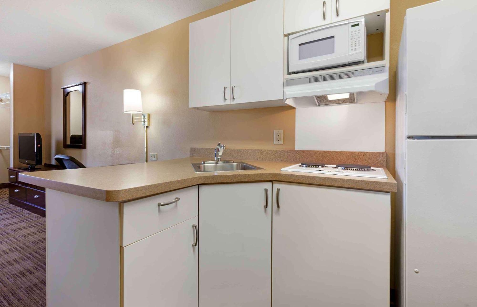 Extended Stay America Suites - Madison - Junction Court Middleton Eksteriør bilde